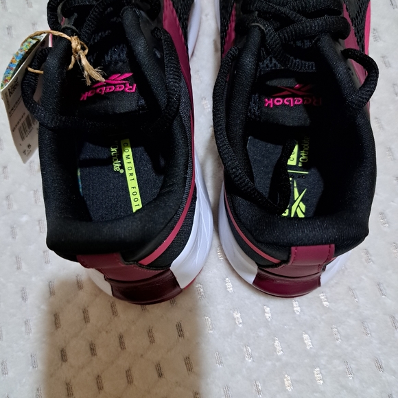 REEBOK  WOMEN  RUNNING SNEAKERS   SIZE  7.5  COLOR BLACK AND PINK  NEW - Picture 5 of 10